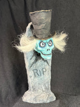 Load image into Gallery viewer, Ghost in Grave-Aqua
