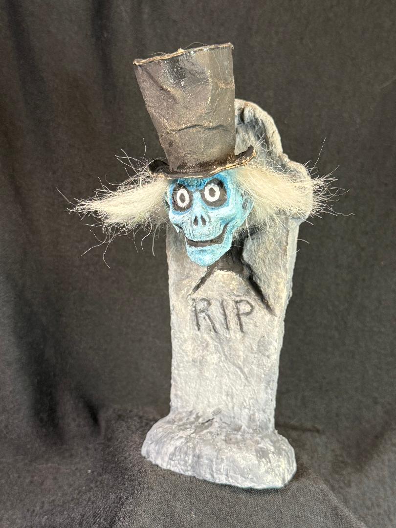 Ghost in Grave-Purple